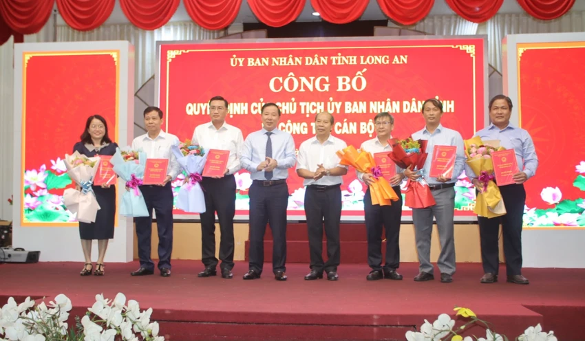 Tinh gọn bộ máy .JPG