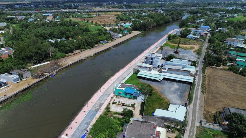 Dự án kè bờ sông Vàm Cỏ Đông 3.jpg