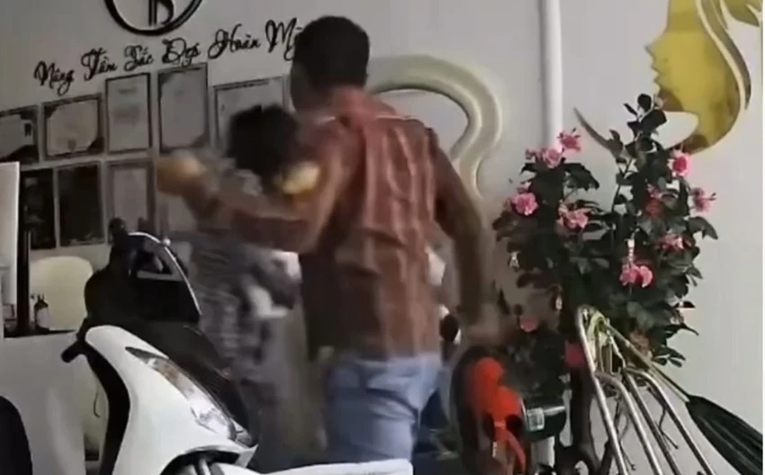 Chồng đánh vợ.jpg