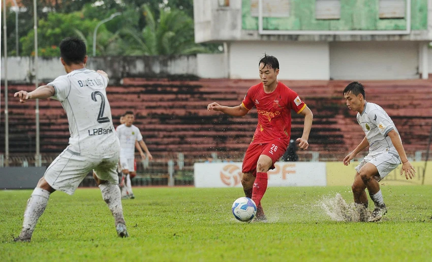 đội bóng Long An 1.jpg
