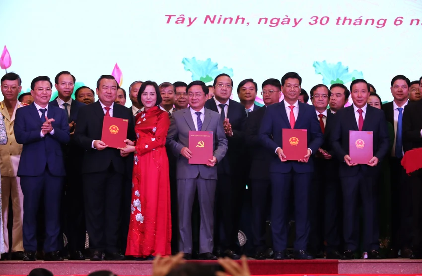 Tỉnh Tây Ninh 5.JPG