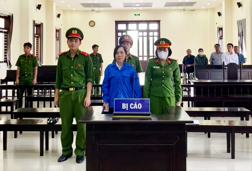 nữ kế toán