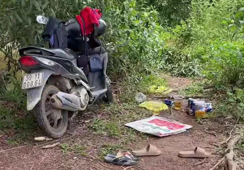 hai thi thể.jpg