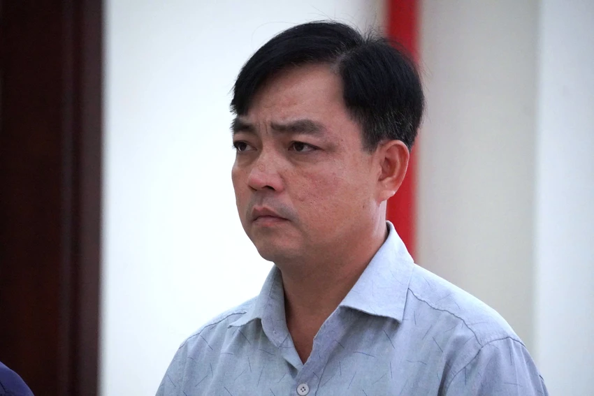 Nguyên hiệu trưởng 2.jpg