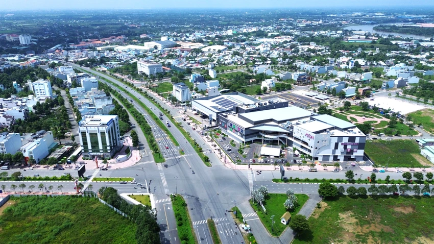 Aeon Tân An 2.JPG