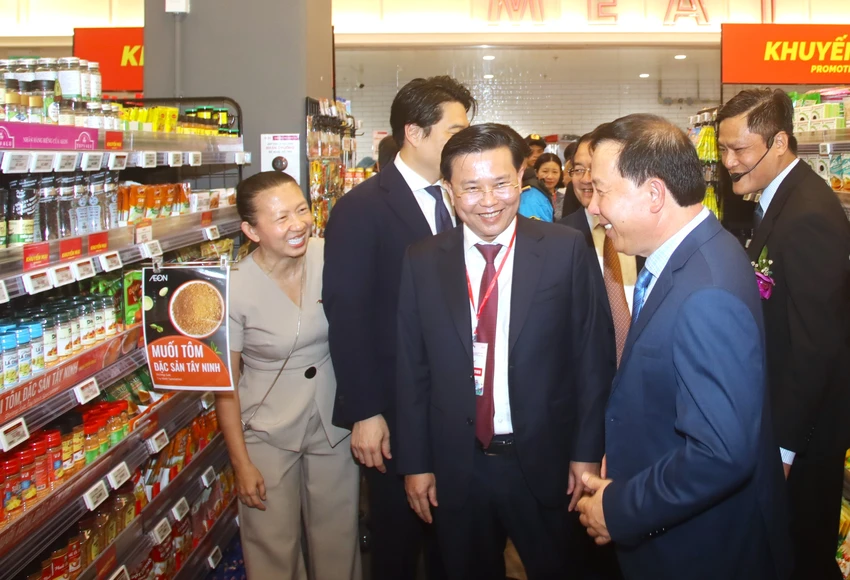 Aeon Tân An 4.JPG