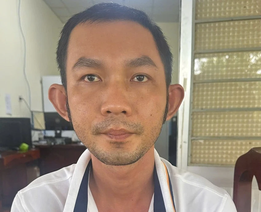 giật dây chuyền.jpeg