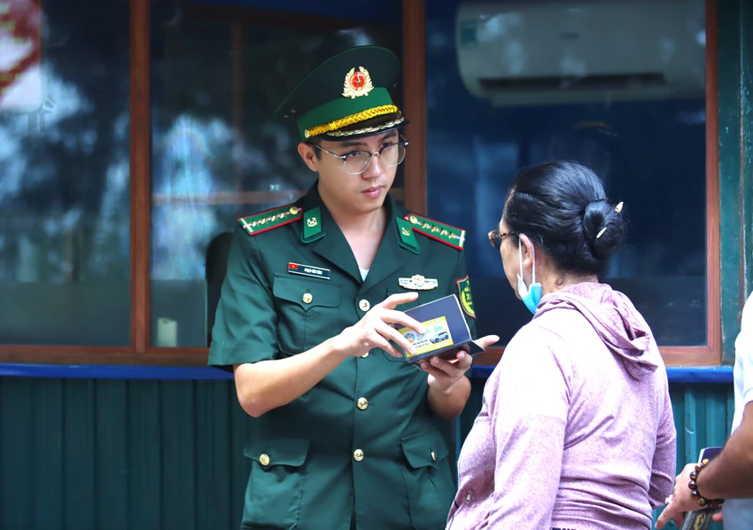 buôn lậu (7).JPG