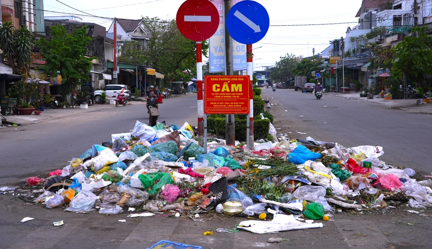 rác sinh hoạt 2.JPG