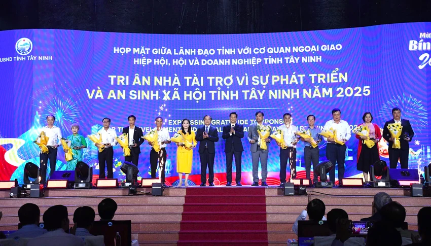 Tây Ninh 4.jpg