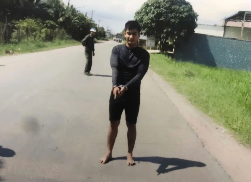 Cướp giật điện thoại.jpg