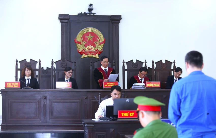đâm vợ 3.JPG