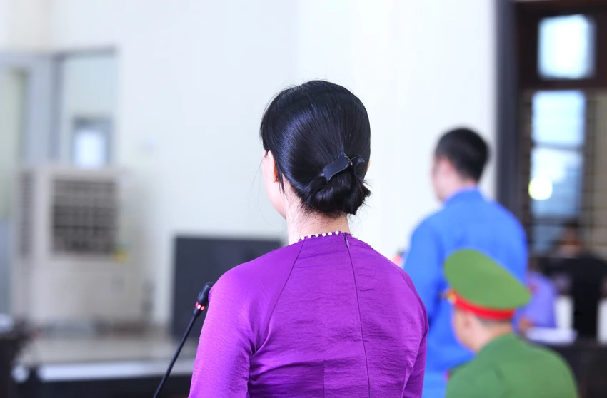 đâm vợ.JPG