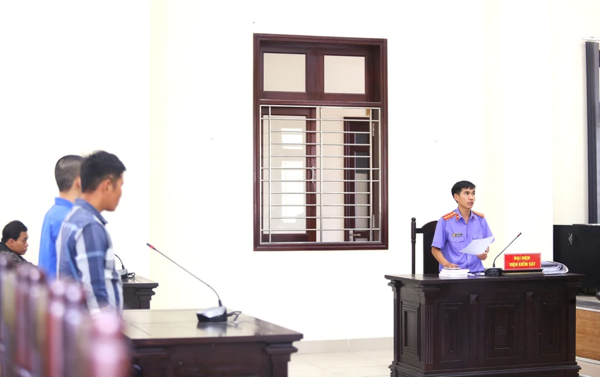 hai anh em 2.JPG