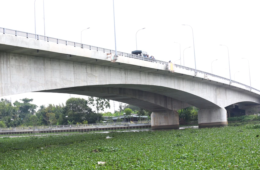 nhảy cầu 2.JPG