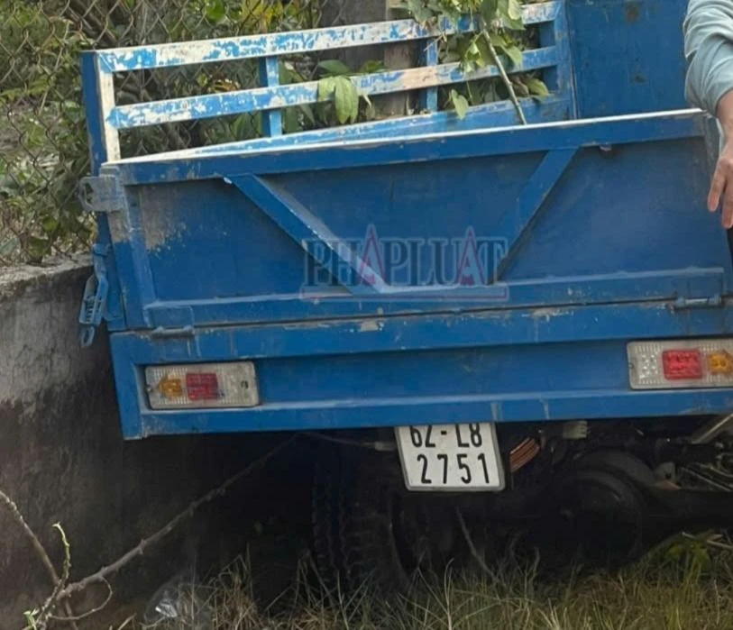 Xe ba gác.jpg