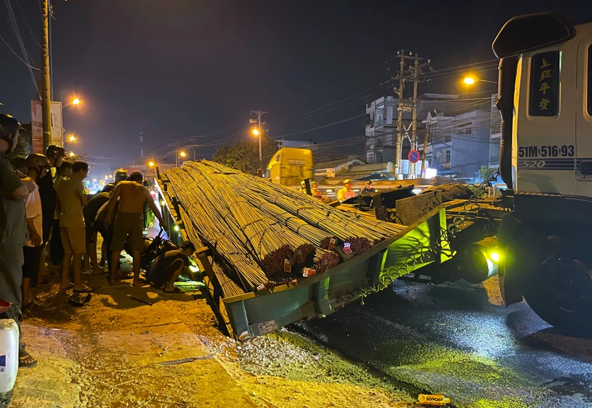 xe đầu kéo 4.jpg