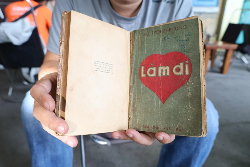 cuốn tiểu thuyết làm đĩ