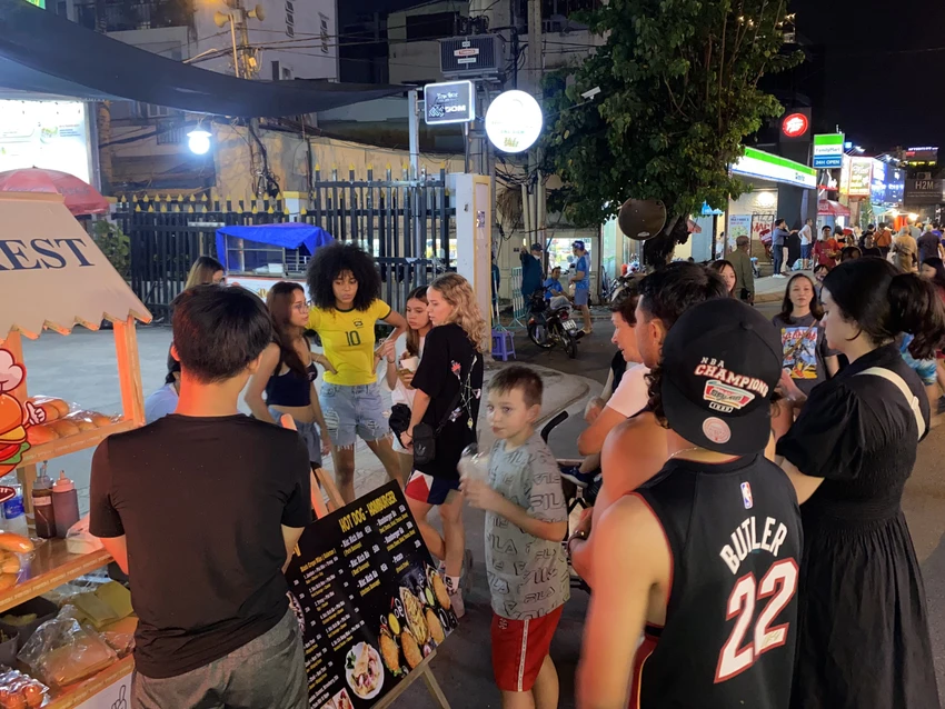  Pho-dem-Thao-Dien3.jpg