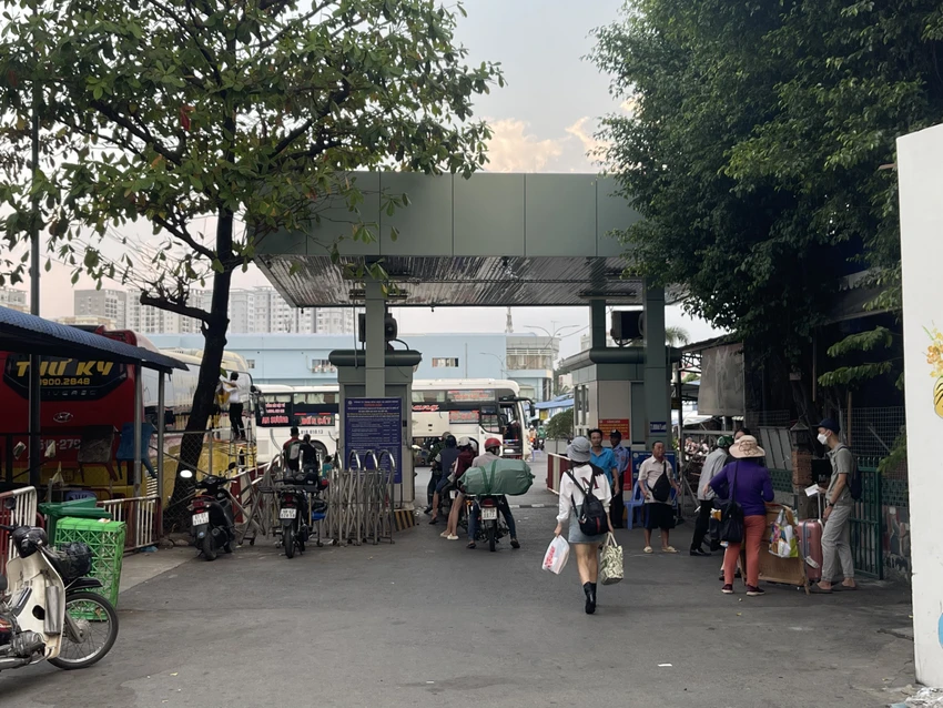 ve-que-nghi-tet4.jpg