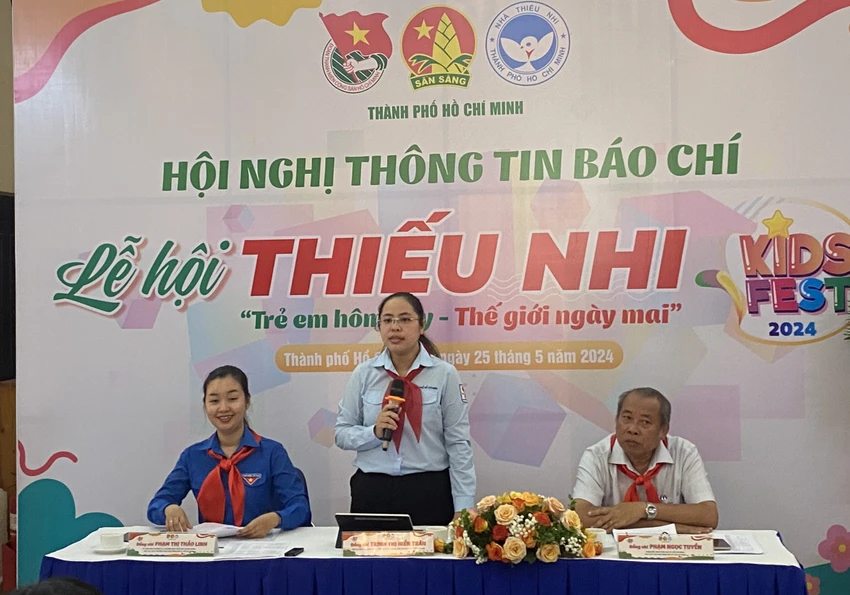 Le-hoi-thieu-nhi.jpg