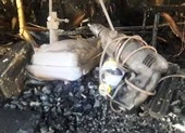 Xưởng gỗ bị thiêu rụi lúc rạng sáng