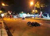 Truy tìm ô tô húc văng xe máy hơn 20 m rồi bỏ chạy