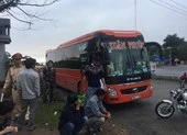 Tài xế xe khách uống bia rượu không chịu hợp tác với CSGT