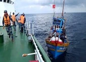Cứu ngư dân đau ruột thừa trên biển Hoàng Sa