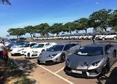 Đoàn siêu xe của ông Đặng Lê Nguyên Vũ gây sốt ở Đà Nẵng
