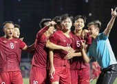 Thủ tướng động viên HLV Park Hang-seo và U-23 Việt Nam