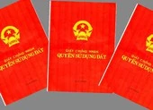 Chuyên viên tuồn 19 sổ hồng của dân ra ngoài cho bạn rao bán