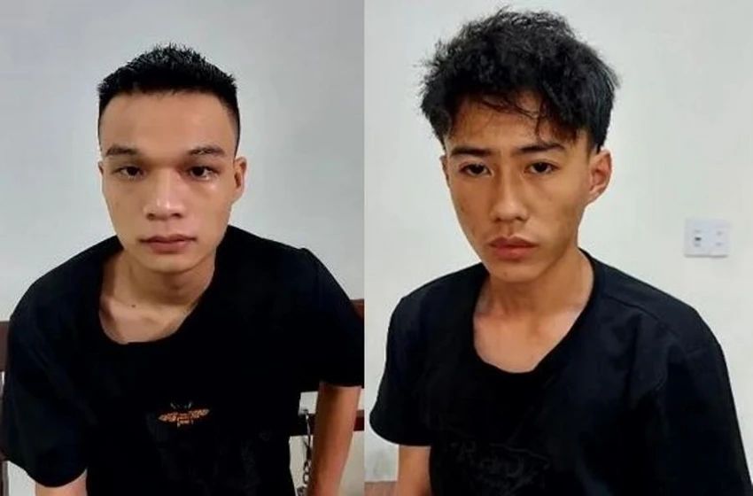Hai nghi phạm tại cơ quan điều tra. Ảnh: H.H Hai nghi phạm tại cơ quan điều tra. Ảnh: H.H
