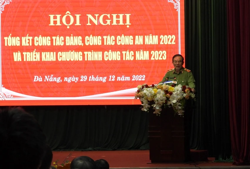 Thiếu tướng Vũ Xuân Viên, Giám đốc Công an TP Đà Nẵng phát biểu tại hội nghị. Ảnh: HẢI HIẾU Thiếu tướng Vũ Xuân Viên, Giám đốc Công an TP Đà Nẵng phát biểu tại hội nghị. Ảnh: HẢI HIẾU
