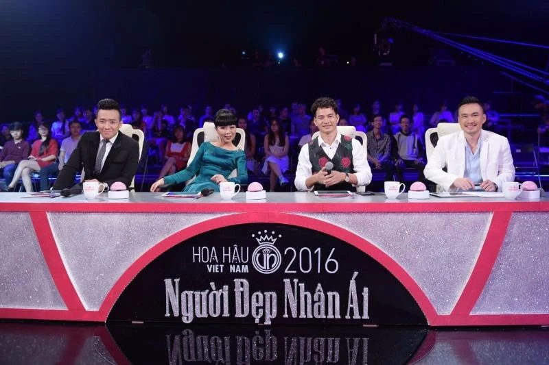 ban bình luận thí sinh hoa hậu việt nam 2016