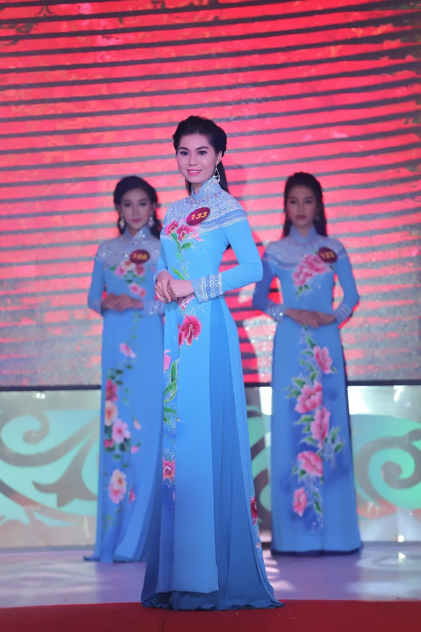 Ngắm 20 người đẹp vào chung kết Người đẹp xứ dừa ảnh 17 Ngắm 20 người đẹp vào chung kết Người đẹp xứ dừa ảnh 17