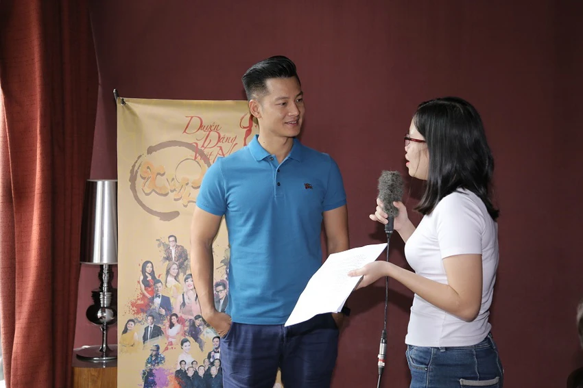 Quang Linh bất ngờ xuất hiện ở 'Duyên dáng Việt Nam 28' ảnh 5 Quang Linh bất ngờ xuất hiện ở 'Duyên dáng Việt Nam 28' ảnh 5