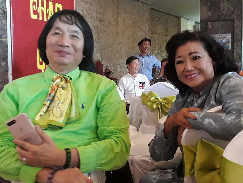 Với kỳ nữ Kim Cương. 