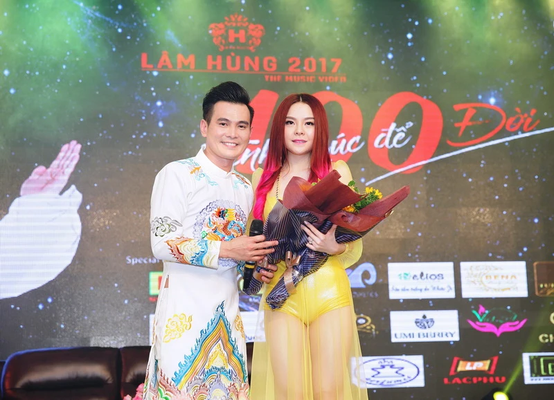 Ca sĩ “huyền thoại miền Tây” ra album 2,5 tỉ đồng ảnh 6 Ca sĩ “huyền thoại miền Tây” ra album 2,5 tỉ đồng ảnh 6