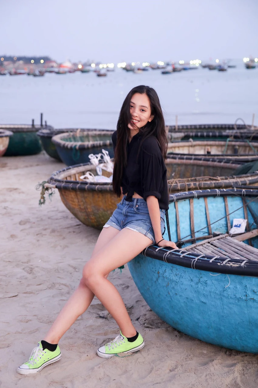 Ngắm mặt mộc xinh đẹp, đời thường của tân hoa hậu 2018 ảnh 11 Ngắm mặt mộc xinh đẹp, đời thường của tân hoa hậu 2018 ảnh 11