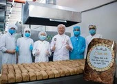 Tri ân y, bác sĩ tuyến đầu chống dịch