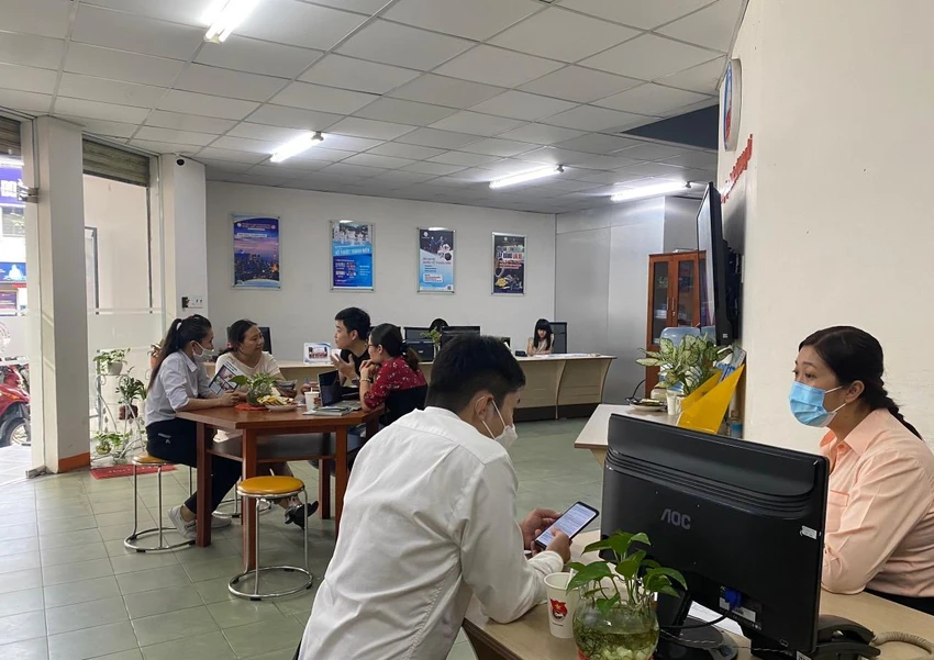Trung tâm tư vấn cho người lao động tìm việc tại văn phòng quận 1, TP.HCM.