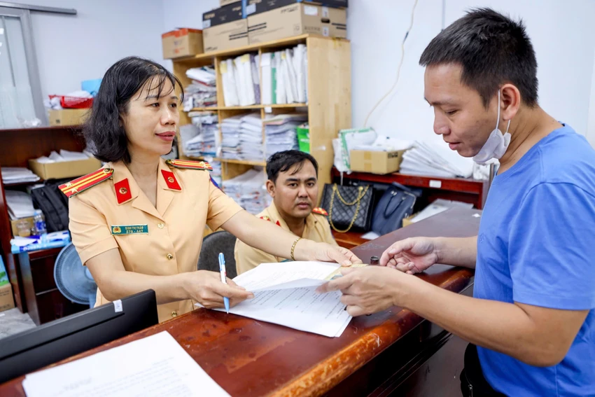 cà vẹt xe