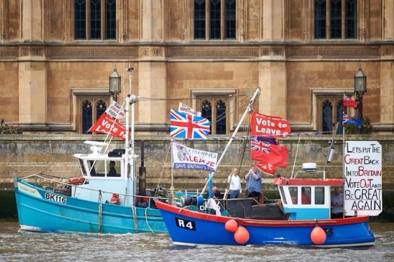 Phe ủng hộ Brexit vận động tại London