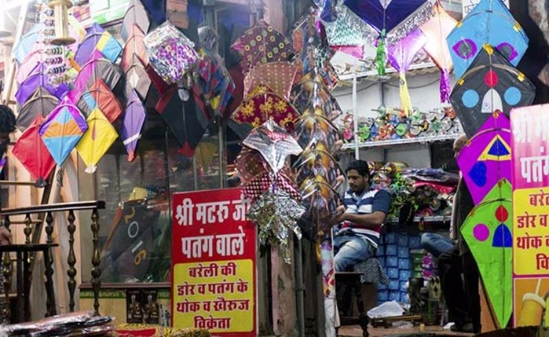 Một cửa hàng bán diều tại New Delhi (Ấn Độ). 