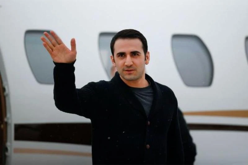 Công dân Mỹ Amir Hekmati vốn là lính thủy đánh bộ tại sân bay quốc tế Bishop (Michigan, Mỹ) ngày 21-1, sau khi được Iran trả tự do.