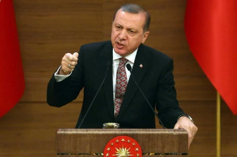 Hai mục tiêu lớn của Tổng thống Erdogan là truy quét PKK và người ủng hộ Giáo sĩ Fethullah Gulen. 
