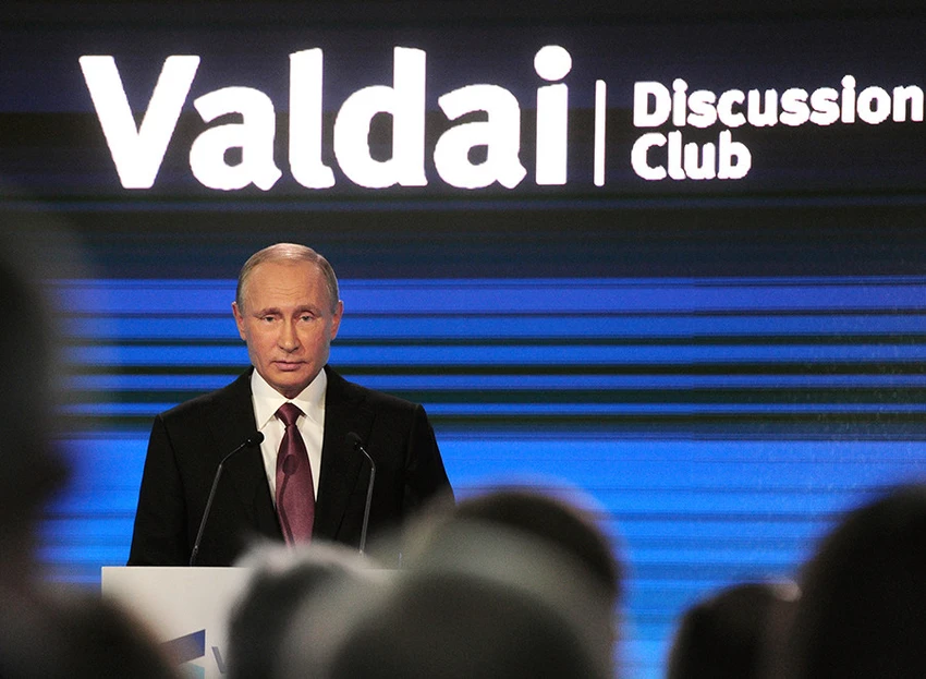 Tổng thống Nga Putin phát biểu tại Câu lạc bộ thảo luận quốc tế Valdai tại Sochi (Nga) ngày 27-10. 