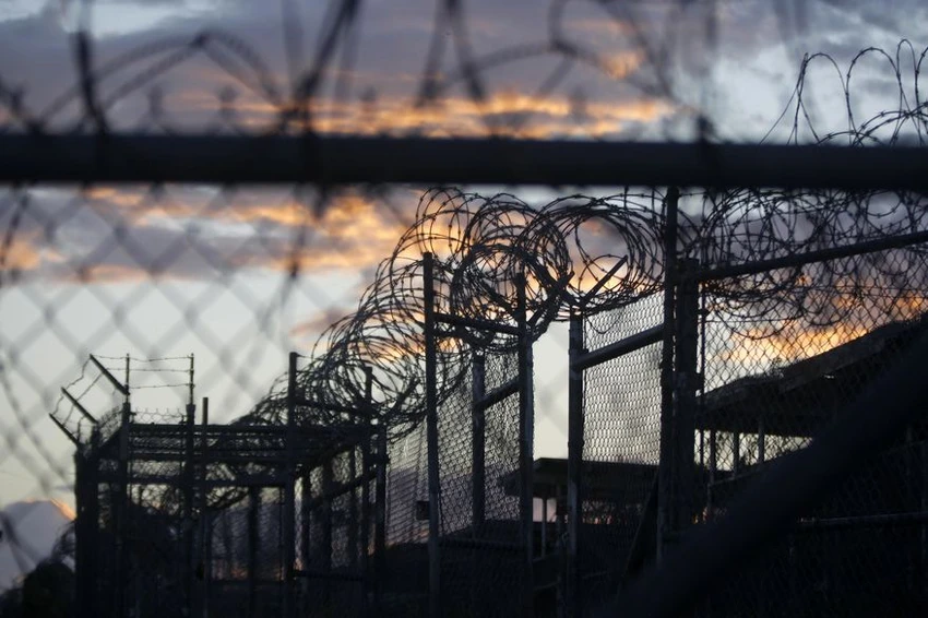Trong 8 năm, Tổng thống Obama đã di chuyển hơn ¾ tù nhân khỏi nhà tù Guantanamo. Ảnh: AP