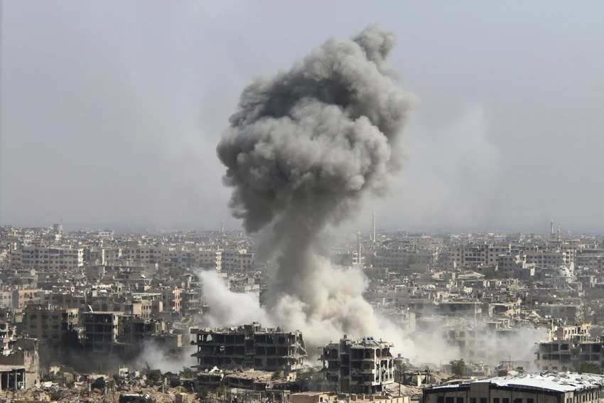 Mỹ từ kẻ dẫn đầu trở thành người ngoài cuộc về Syria. Ảnh: US NEWS